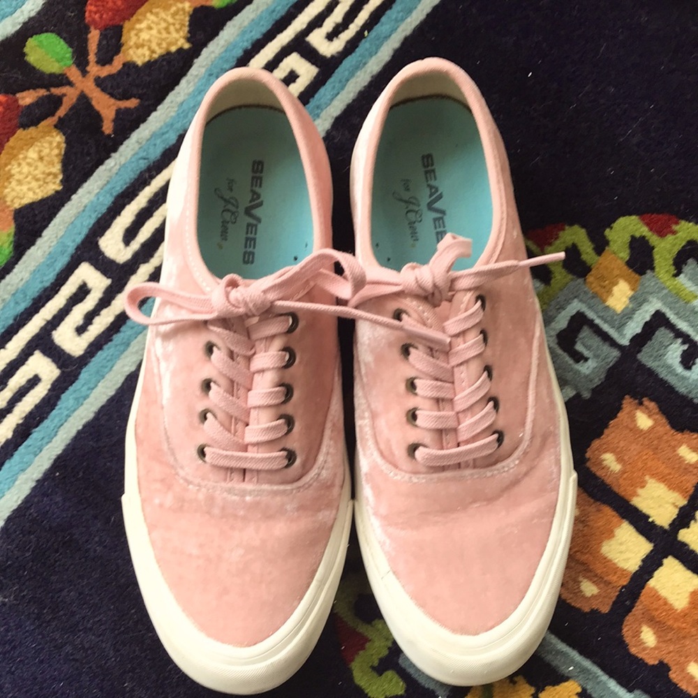 Seevees Velvet Sneakers
